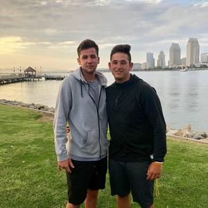 Meet your Posher, Harrison